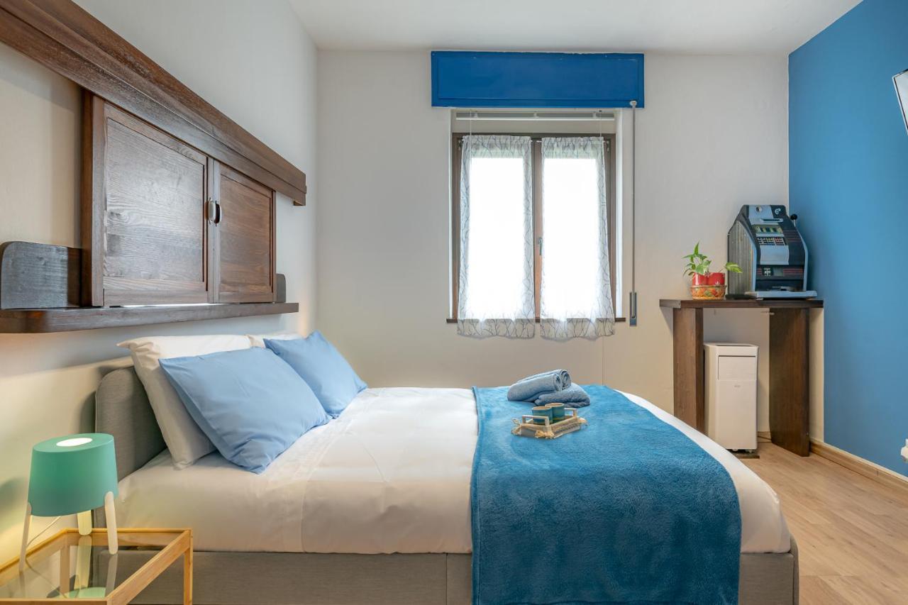Bilocale Blue Relax Appartement Erba Buitenkant foto